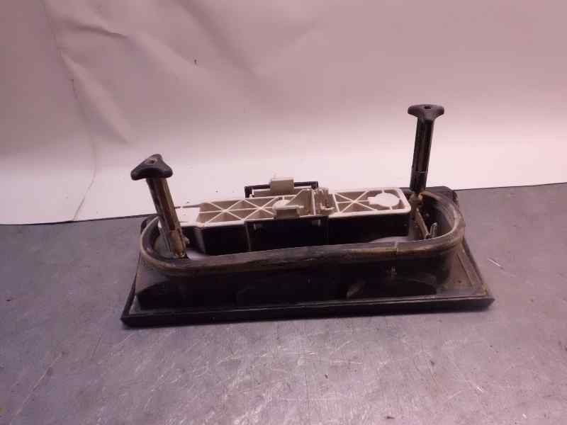 Recambio de piloto trasero izquierdo para renault rapid/express (f40) referencia OEM IAM   