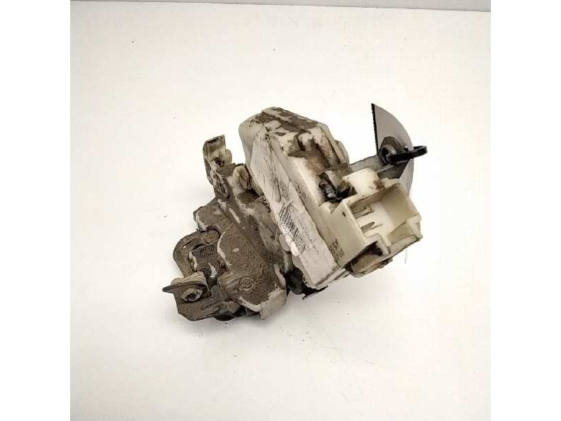 Recambio de cerradura puerta trasera derecha para nissan primera berlina (p12) 1.6 cat referencia OEM IAM   