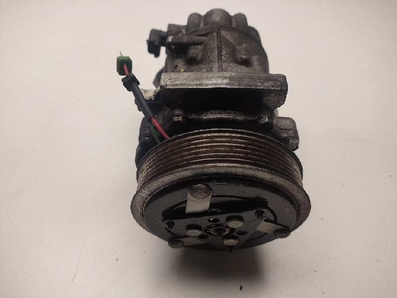 Recambio de compresor aire acondicionado para peugeot 308 confort referencia OEM IAM 9671216280  