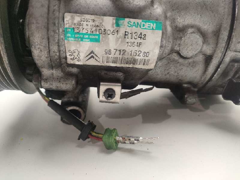 Recambio de compresor aire acondicionado para peugeot 308 confort referencia OEM IAM 9671216280  