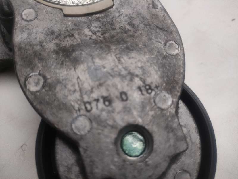 Recambio de tensor correa auxiliar para peugeot 308 confort referencia OEM IAM 825809  