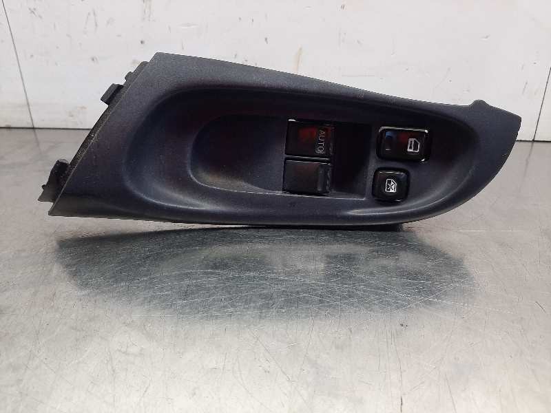 Recambio de mando elevalunas delantero izquierdo para nissan almera (n16/e) acenta referencia OEM IAM 25401BU861  