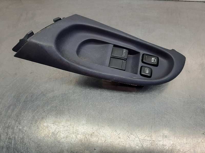 Recambio de mando elevalunas delantero izquierdo para nissan almera (n16/e) acenta referencia OEM IAM 25401BU861  