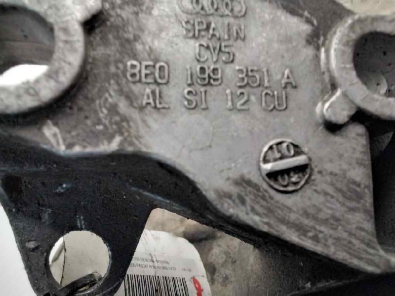 Recambio de soporte motor derecho inferior para volkswagen passat berlina (3b3) 1.9 tdi referencia OEM IAM 199351A  