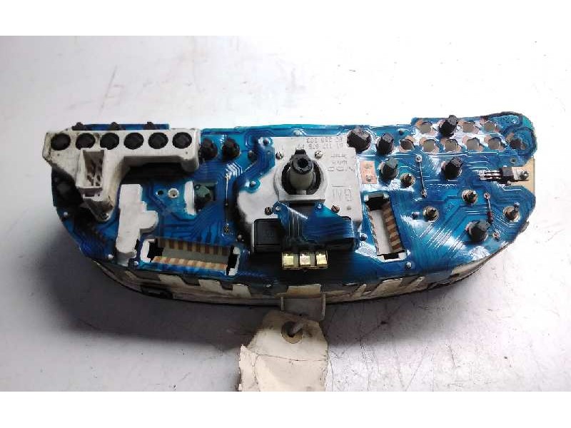 Recambio de cuadro instrumentos para opel vectra a cdx referencia OEM IAM 90256284GC  