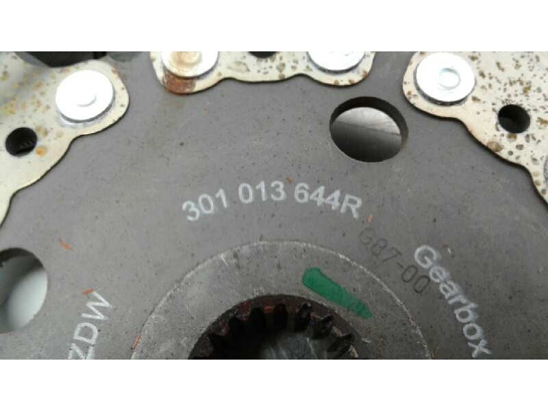 Recambio de disco embrague para nissan juke (f15) 1.2 16v cat referencia OEM IAM 301013644R  