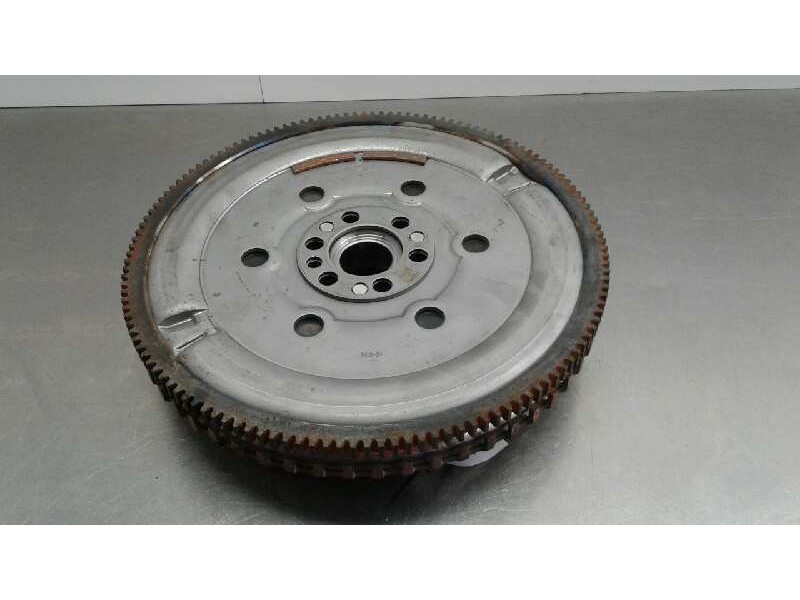 Recambio de volante motor para nissan juke (f15) 1.2 16v cat referencia OEM IAM 123104345R  