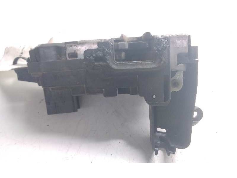 Recambio de cerradura puerta delantera derecha para opel astra h berlina cosmo referencia OEM IAM QG13210749  