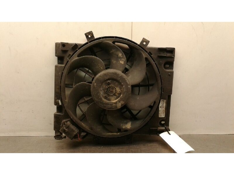 Recambio de electroventilador para opel astra h berlina cosmo referencia OEM IAM 0130303960  