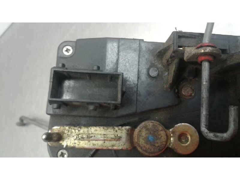 Recambio de cerradura puerta delantera derecha para citroen jumpy 1.9 td sx familiar (5/6 asientos) referencia OEM IAM   