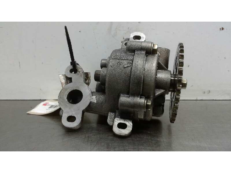 Recambio de bomba aceite para ford mondeo berlina (ge) ghia referencia OEM IAM 070905165  