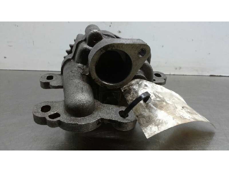 Recambio de bomba aceite para ford mondeo berlina (ge) ghia referencia OEM IAM 070905165  