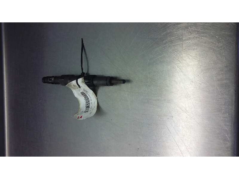 Recambio de inyector para ford mondeo berlina (ge) ghia referencia OEM IAM 2803GA25F83  