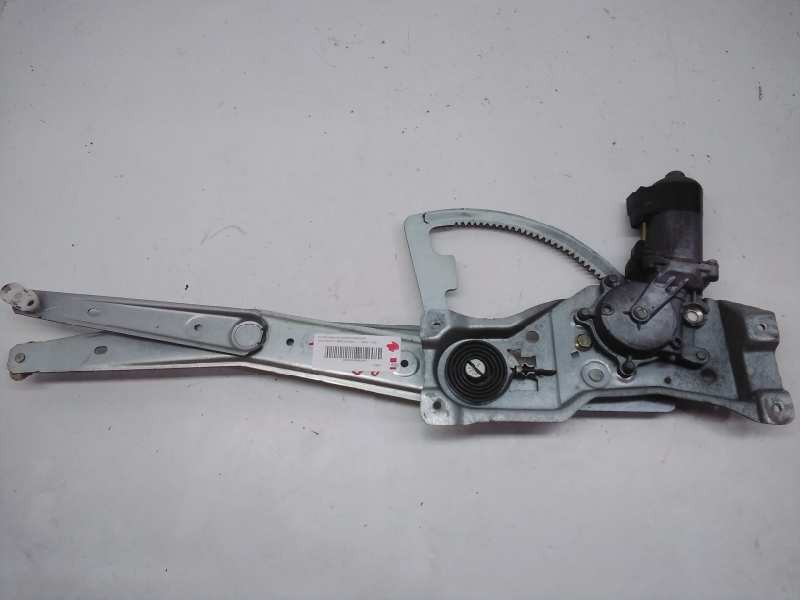 Recambio de elevalunas delantero derecho para opel astra f berlina merit referencia OEM IAM 90360544  