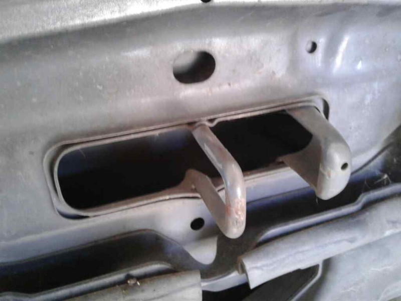 Recambio de capot para nissan x-trail (t30) comfort referencia OEM IAM F51008H3FM  