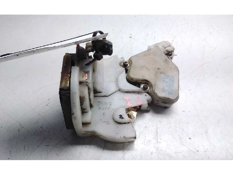 Recambio de cerradura puerta trasera izquierda para nissan x-trail (t30) comfort referencia OEM IAM 80553AA300  