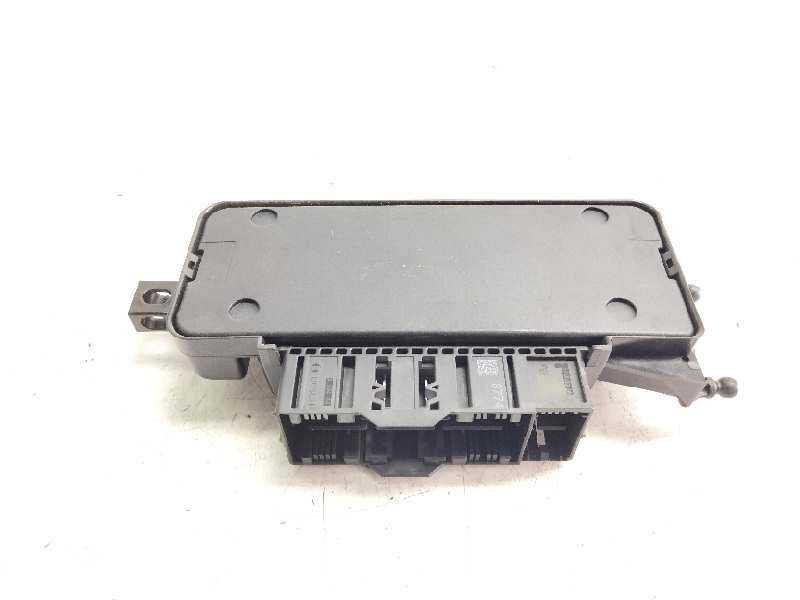 Recambio de modulo electronico para bmw serie 1 lim. (f21) 116d referencia OEM IAM 6577926721402  