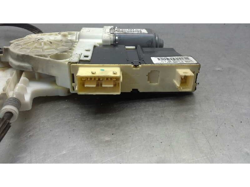 Recambio de elevalunas delantero derecho para citroen c4 coupe collection referencia OEM IAM 9647442180  