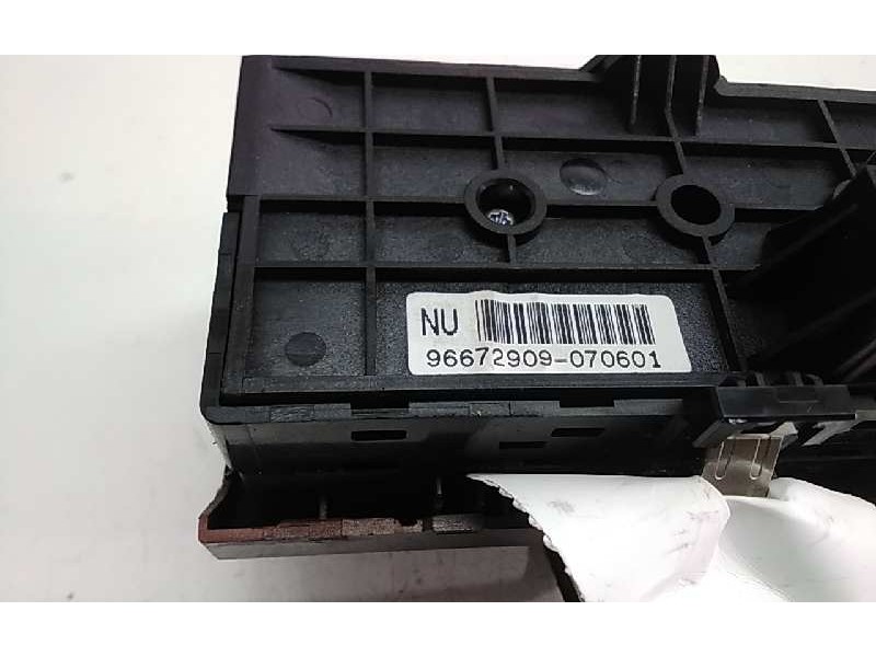 Recambio de mando luces para opel antara cosmo 4x4 referencia OEM IAM 96672909070601  