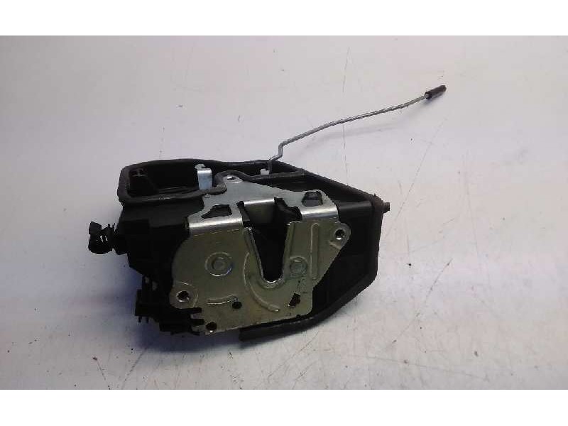 Recambio de cerradura puerta delantera derecha para bmw x6 (e71) 3.0d referencia OEM IAM 51217202146  