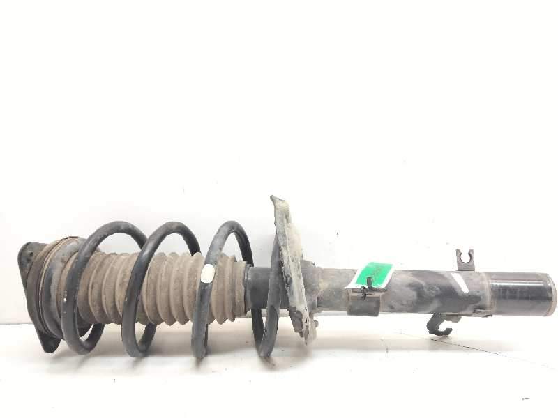 Recambio de amortiguador delantero derecho para nissan x-trail (t32) 360 referencia OEM IAM 543024CB1D  