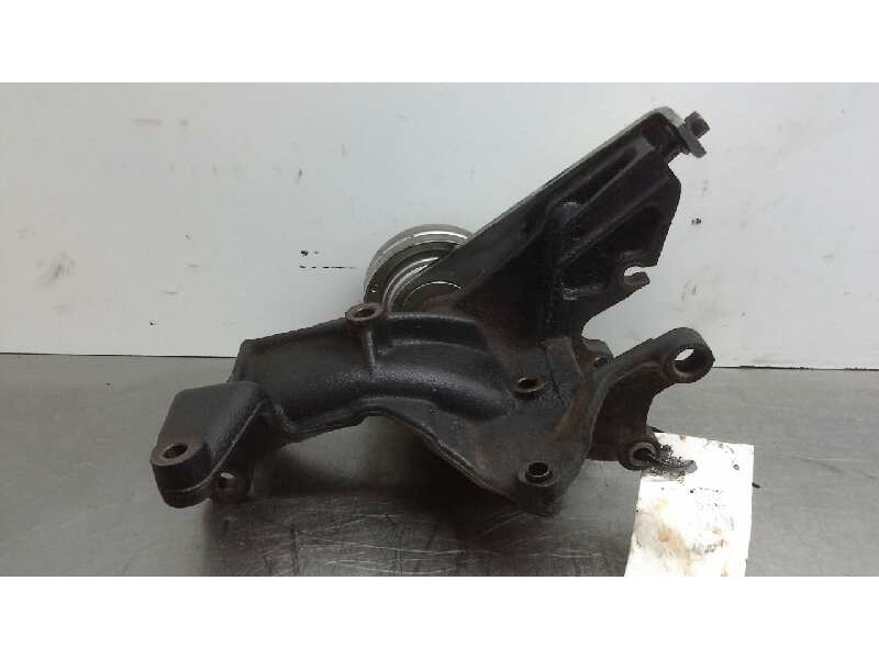 Recambio de soporte alternador para citroen xsara berlina 1.9td seduction referencia OEM IAM   