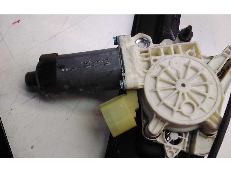 Recambio de elevalunas delantero derecho para bmw x6 (e71) 3.0d referencia OEM IAM 51337197302  