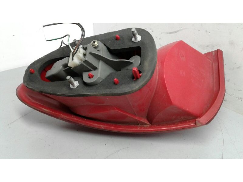 Recambio de piloto trasero izquierdo para alfa romeo 147 (190) 1.6 t.spark eco distinctive referencia OEM IAM 0046556346  