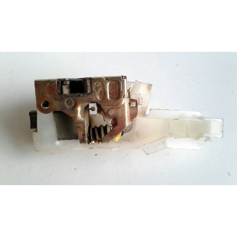 Recambio de cerradura puerta delantera izquierda para renault clio ii fase i (b/cbo) 1.2 alize referencia OEM IAM 7701045304  