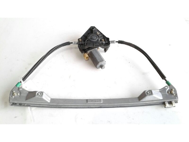 Recambio de elevalunas delantero izquierdo para renault clio ii fase i (b/cbo) 1.2 alize referencia OEM IAM 114847XXX  