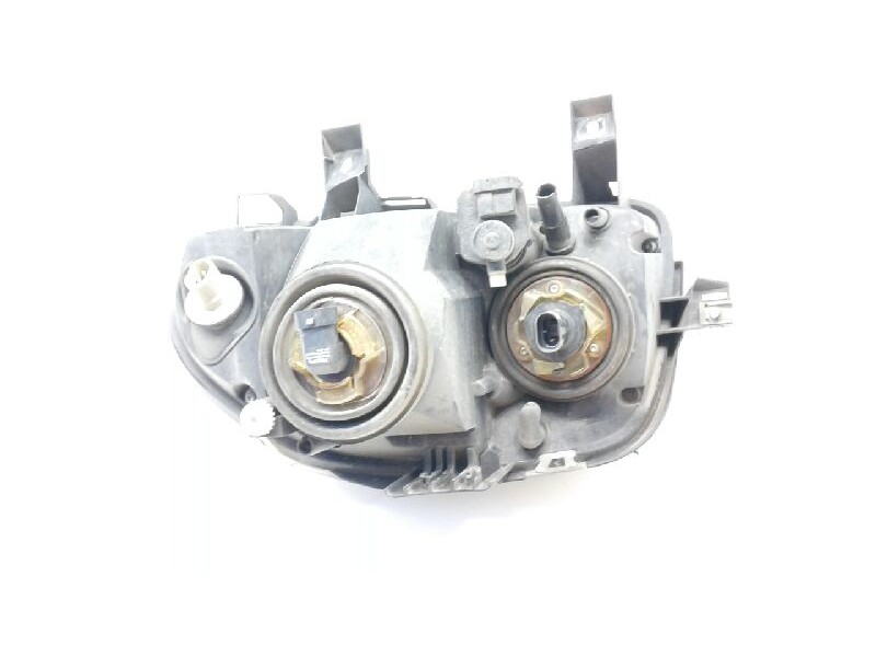 Recambio de faro derecho para renault clio ii fase i (b/cbo) 1.2 alize referencia OEM IAM 7701045169  