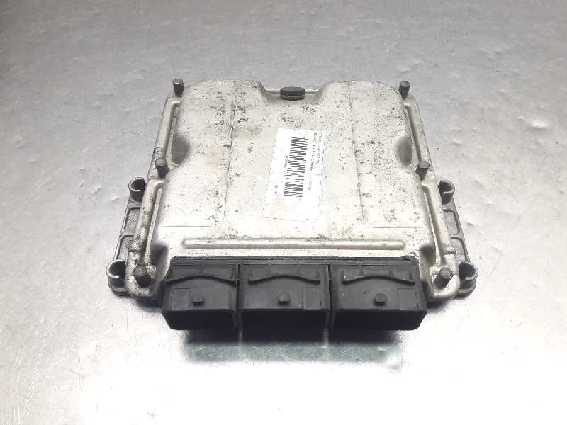 Recambio de centralita motor uce para renault master desde ´98 referencia OEM IAM 0281010784 383 8200132188