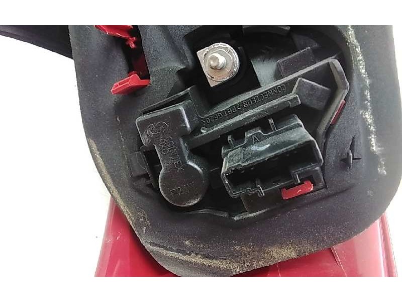 Recambio de piloto trasero derecho para peugeot 206 berlina gti referencia OEM IAM   