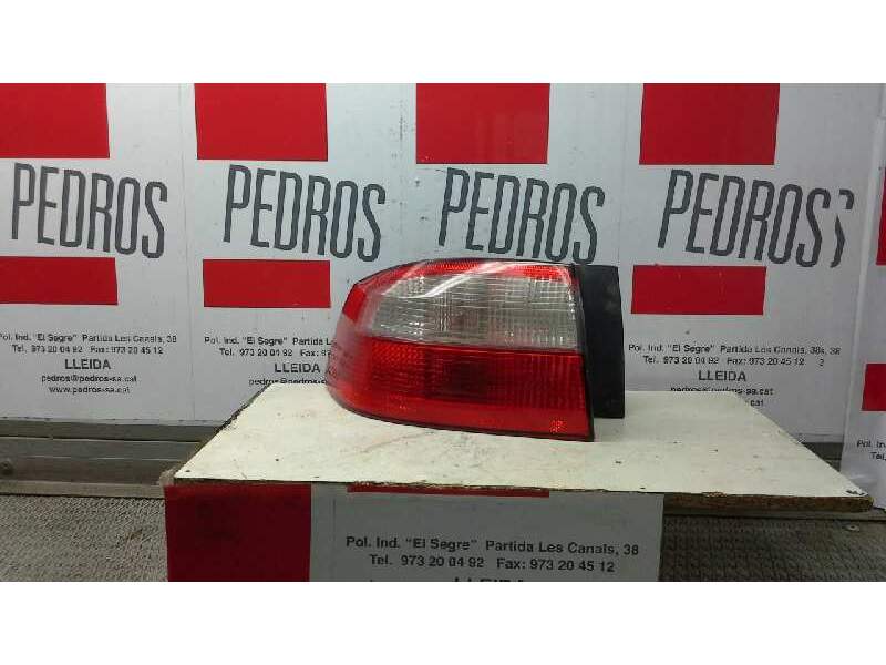 Recambio de piloto trasero izquierdo para renault laguna ii (bg0) dynamique referencia OEM IAM 8200002473 23450102 