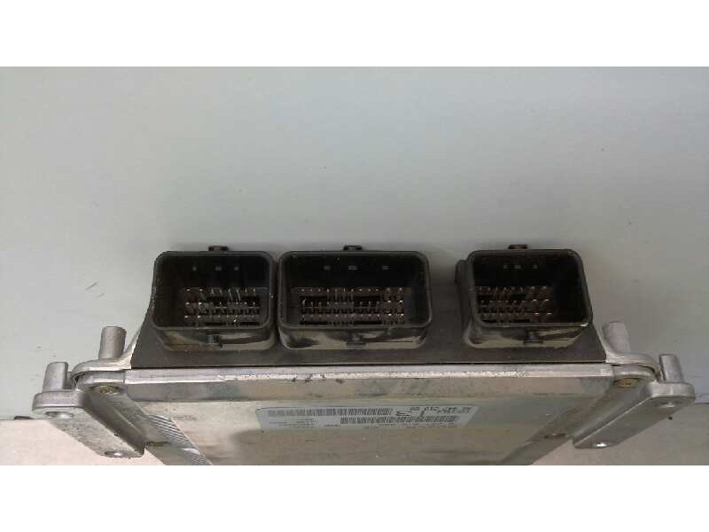 Recambio de centralita motor uce para citroen c5 berlina 2.0 hdi exclusive automático referencia OEM IAM 0281010808 324 