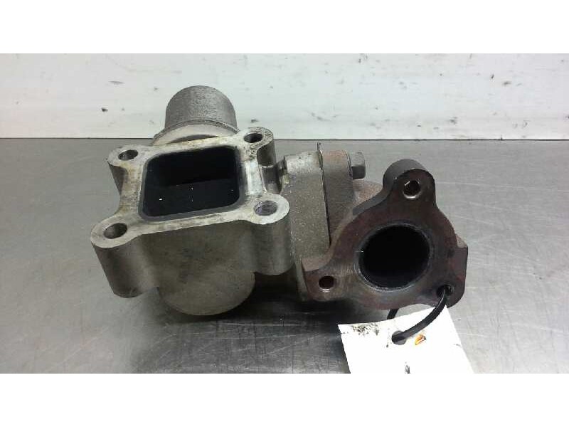 Recambio de valvula egr para kia sorento 2.5 crdi ex referencia OEM IAM   