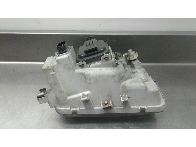 Recambio de faro izquierdo para volkswagen polo berlina (6n1) básico referencia OEM IAM 96249500  