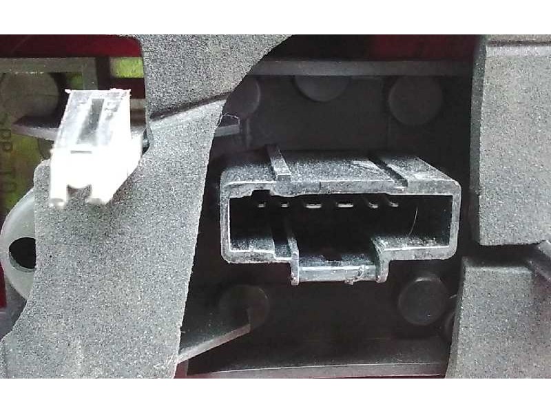 Recambio de piloto trasero izquierdo para peugeot 1007 dolce referencia OEM IAM 9646116980  