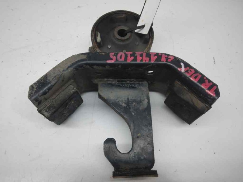 Recambio de soporte cabina trasero derecho para nissan cabstar 01.04  cabina simple cabina individual referencia OEM IAM   