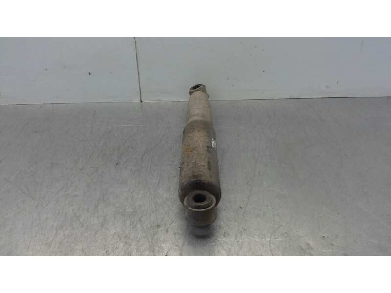 Recambio de amortiguador trasero derecho para mitsubishi canter referencia OEM IAM   