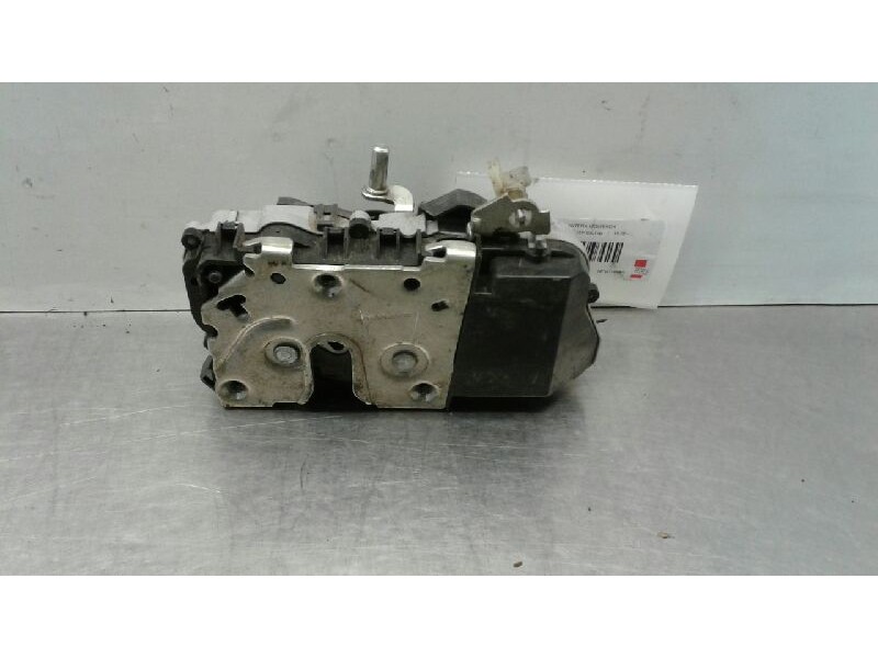 Recambio de cerradura puerta delantera izquierda para citroen xsara picasso 1.6 16v sx top referencia OEM IAM   