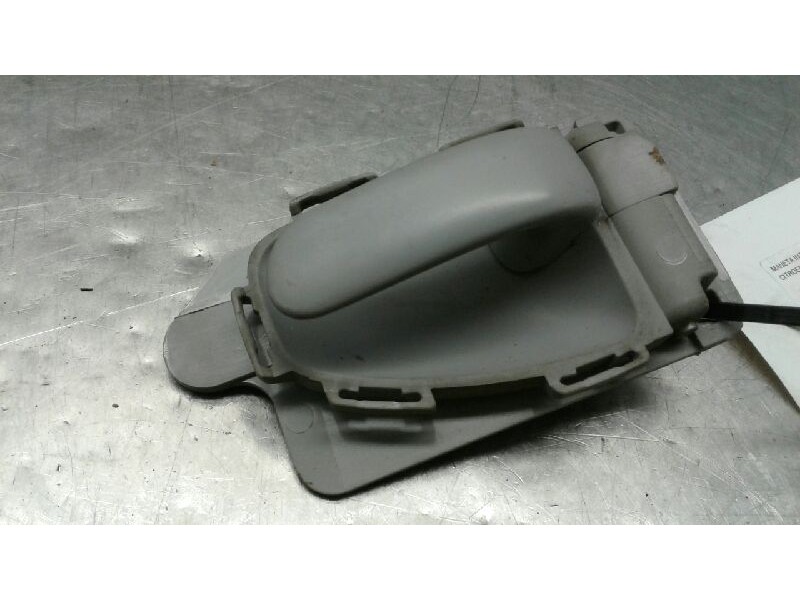 Recambio de maneta interior delantera izquierda para citroen xsara picasso 1.6 16v sx top referencia OEM IAM 9631487777  