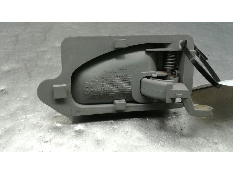 Recambio de maneta interior delantera izquierda para citroen xsara picasso 1.6 16v sx top referencia OEM IAM 9631487777  