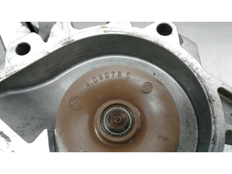 Recambio de bomba agua para bmw serie 3 compact (e46) 320td referencia OEM IAM 4090780 032321671 