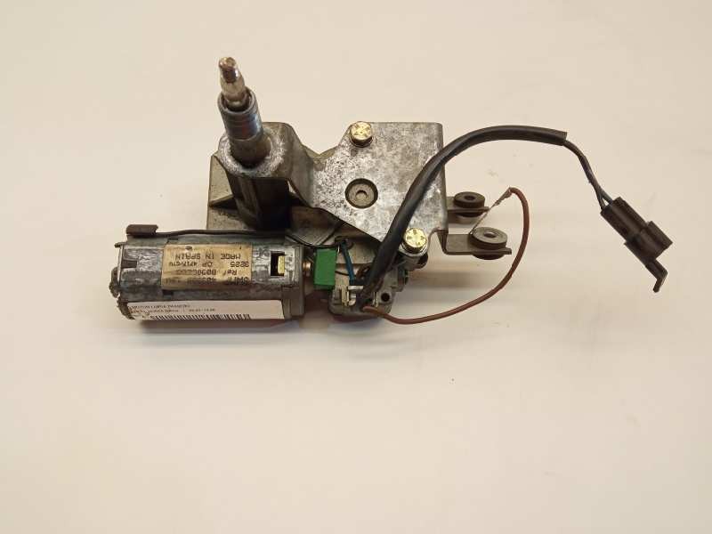 Recambio de motor limpia trasero para opel corsa b viva referencia OEM IAM 90386260  