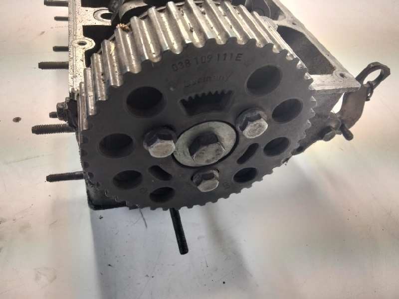 Recambio de culata para volkswagen passat berlina (3b3) edition referencia OEM IAM 0381033732  