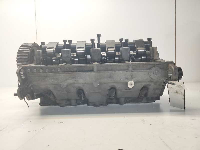Recambio de culata para volkswagen passat berlina (3b3) edition referencia OEM IAM 0381033732  