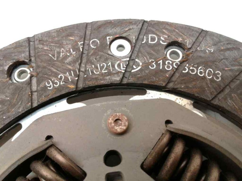 Recambio de disco embrague para nissan note 1.5 dci turbodiesel cat referencia OEM IAM 8200335084  