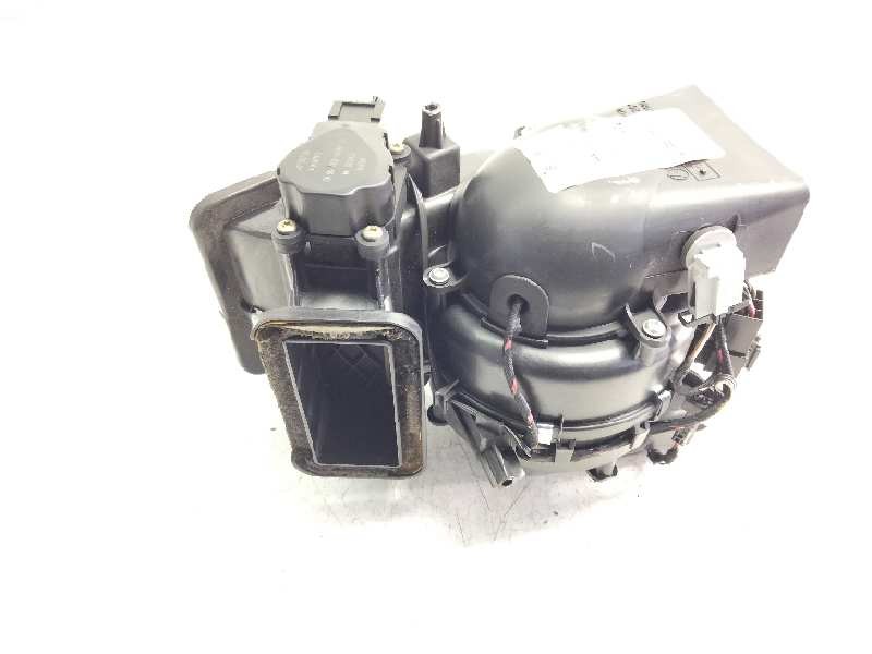 Recambio de motor calefaccion para mercedes clase m (w163) 400 cdi (163.128) referencia OEM IAM A1638300308  