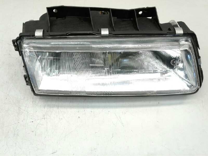 Recambio de faro derecho para citroen xantia berlina 1.9 d x referencia OEM IAM 95667948  